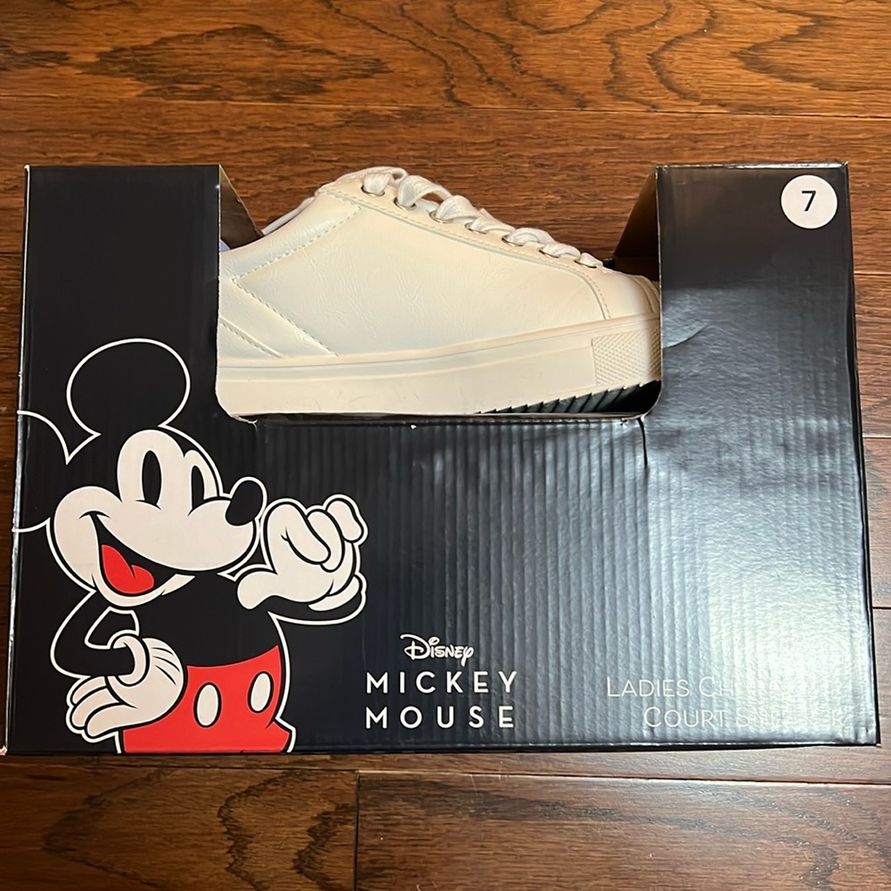 Disney Mickey Mouse Court Sneaker 7